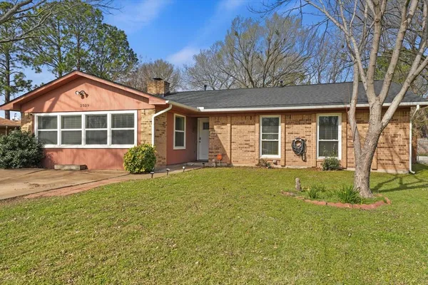 $325,000 | 2529 Freedom Lane, Denton, TX 76209