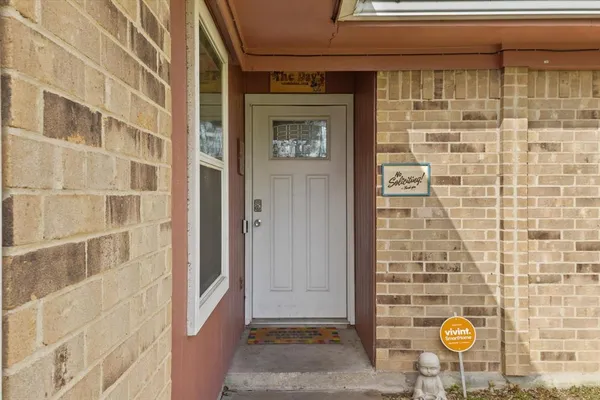 $325,000 | 2529 Freedom Lane, Denton, TX 76209