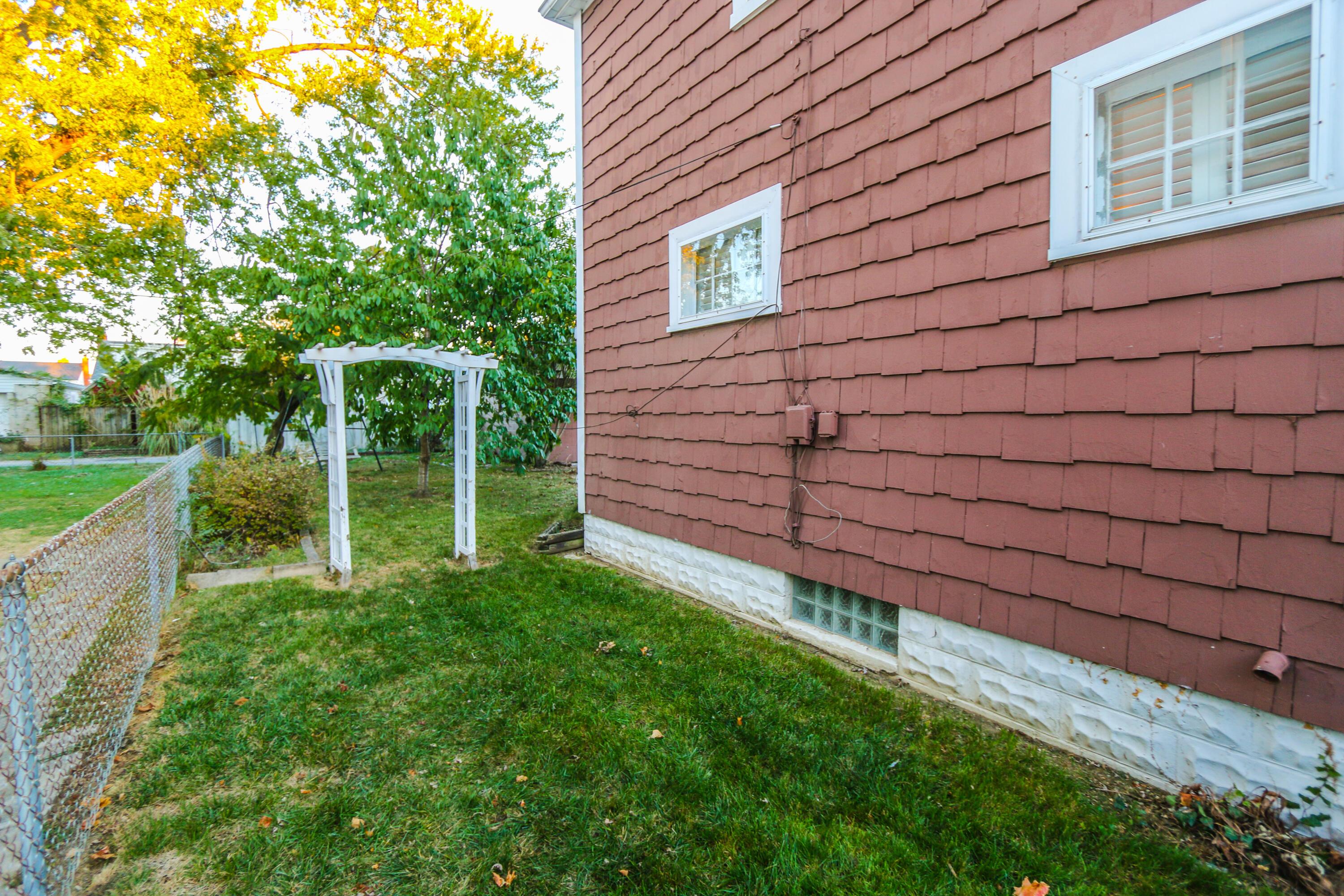 148 Demorest Road Columbus, OH 43204 - Photo 36 of 44 148 Demorest Ave. 66