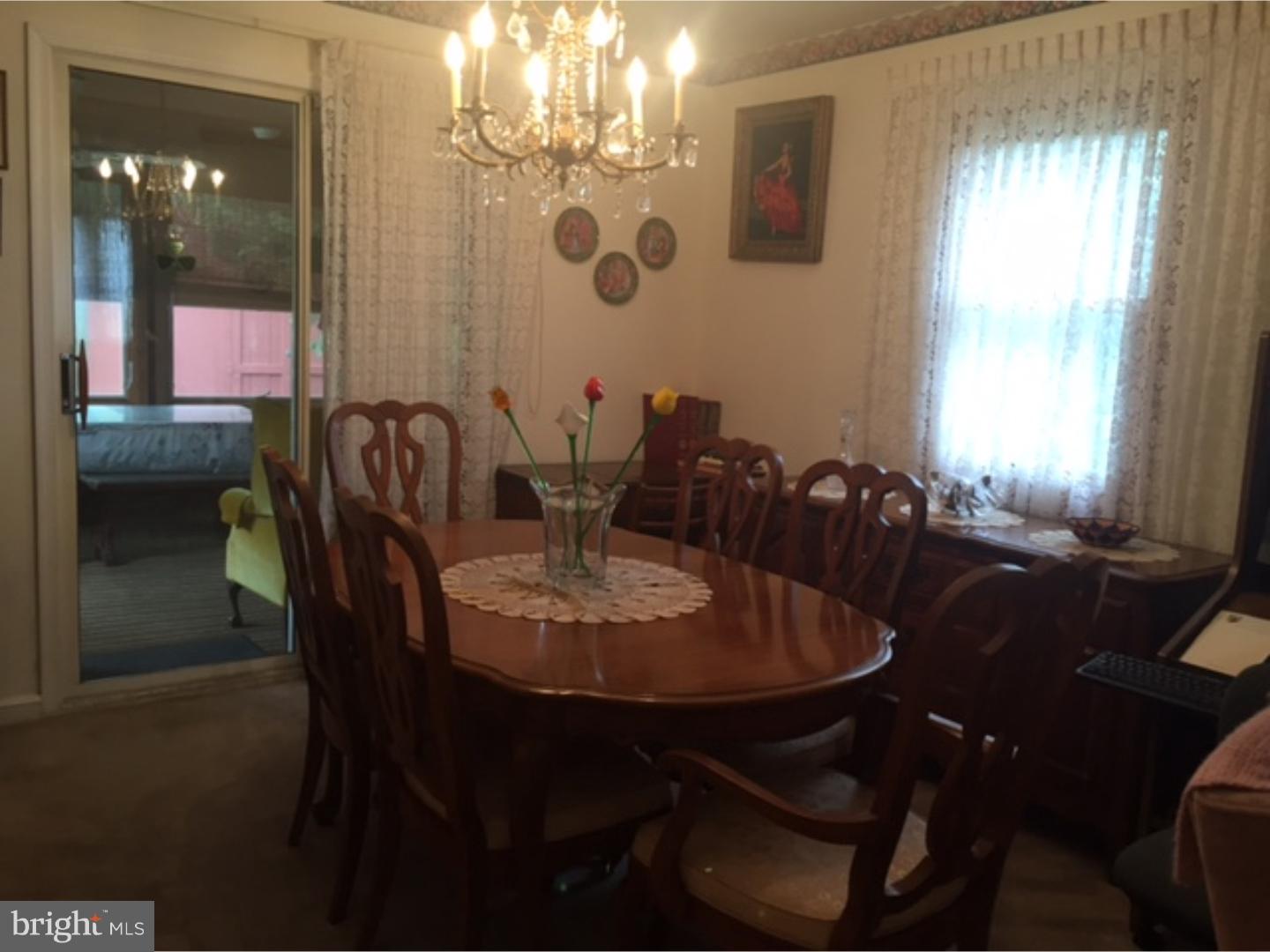 26 Ridgley Street Mount Holly, NJ 08060 - Photo 5 of 23 Dining Room