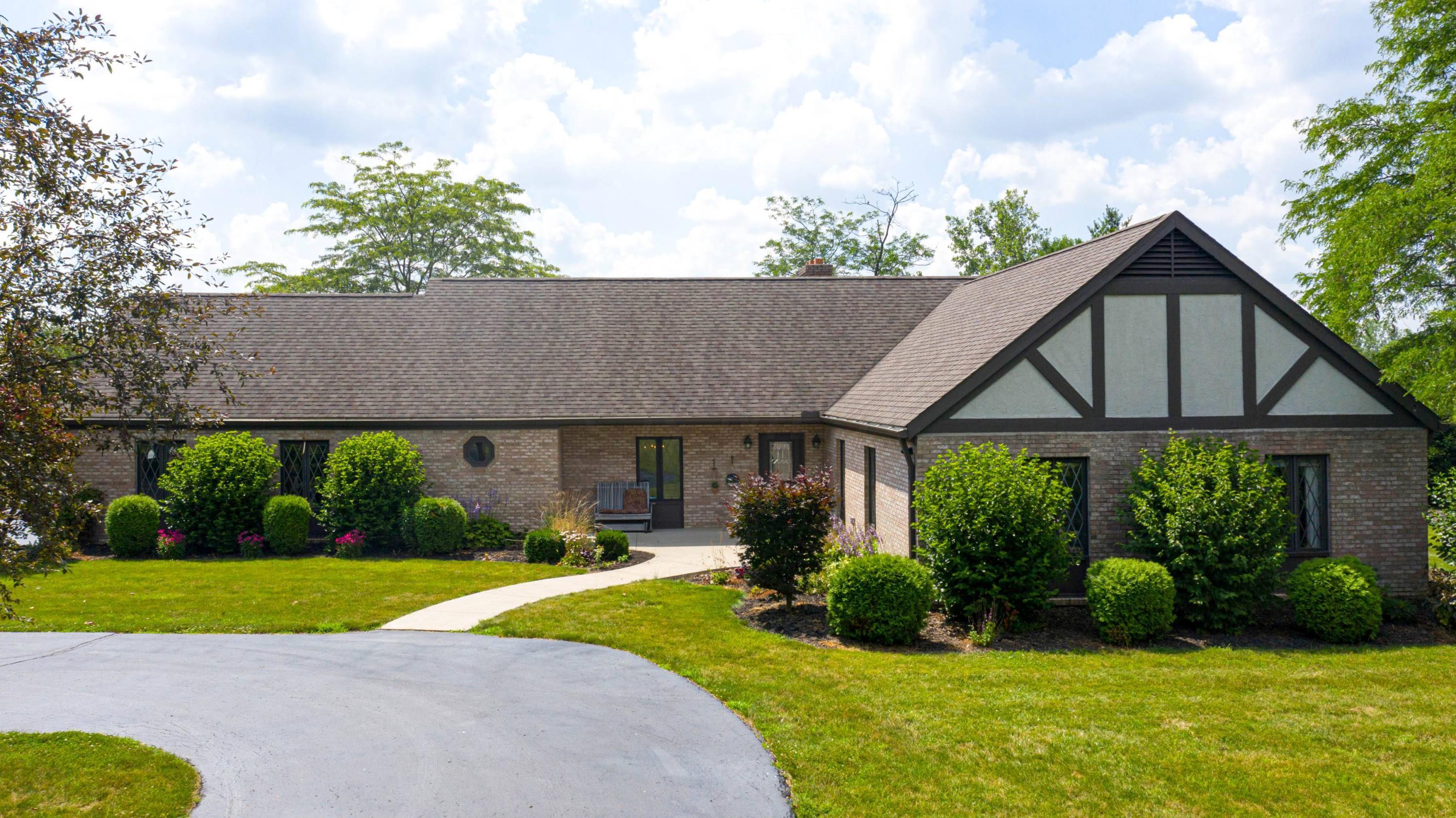 8285 Roberts Road Hilliard, OH 43026 - Photo 3 of 47 Gallery Image 3