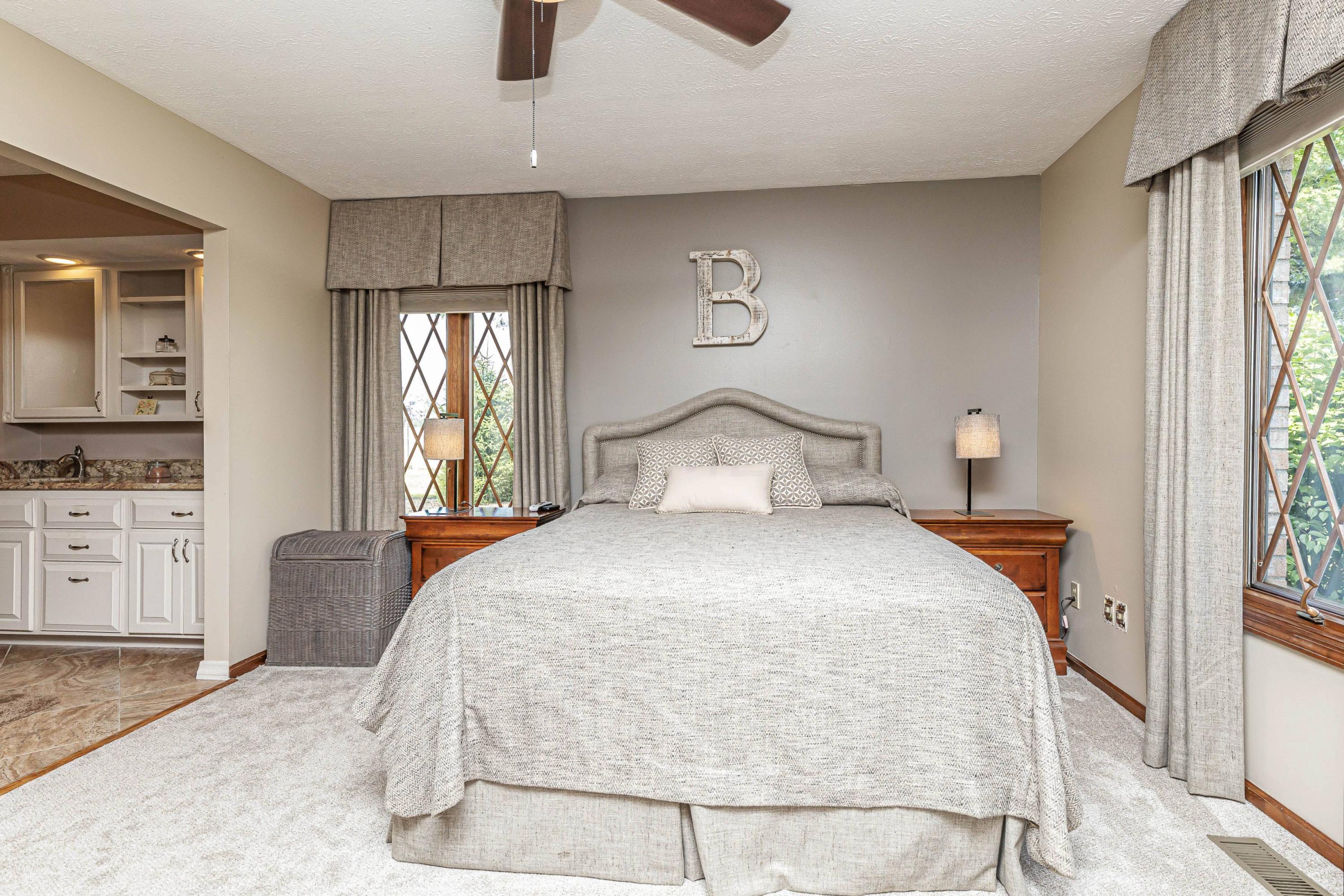 8285 Roberts Road Hilliard, OH 43026 - Photo 33 of 47 Gallery Image 33