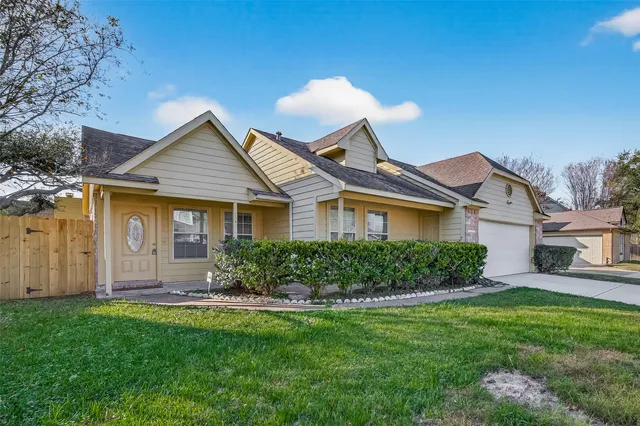 $254,000 | 11911 Green Glade Drive, Houston, TX 77099