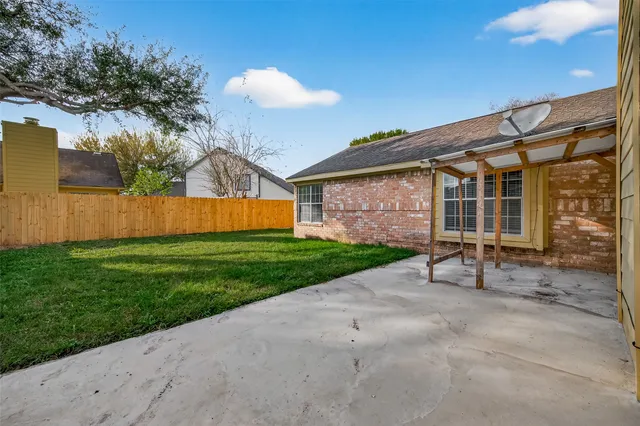 $254,000 | 11911 Green Glade Drive, Houston, TX 77099