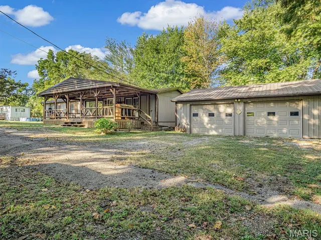 $129,900 | 1741 Iris Street, Chester, IL 62233