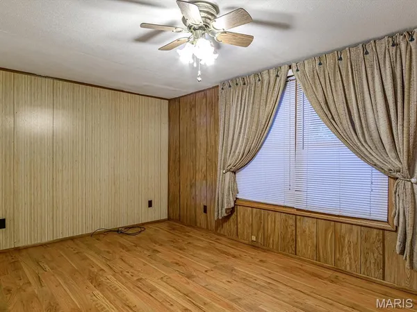 $115,000 | 1741 Iris Street, Chester, IL 62233