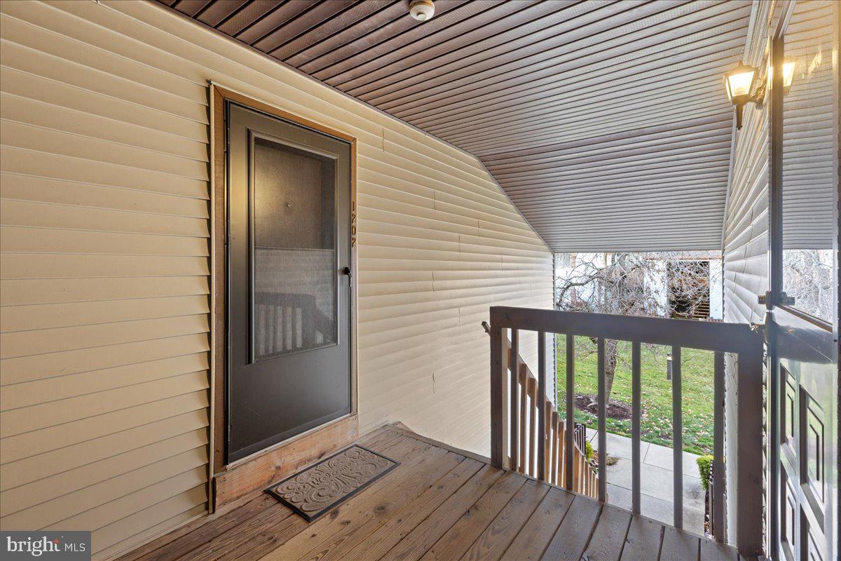 1202 Maresfield Marlton, NJ 08053 - Photo 5 of 30