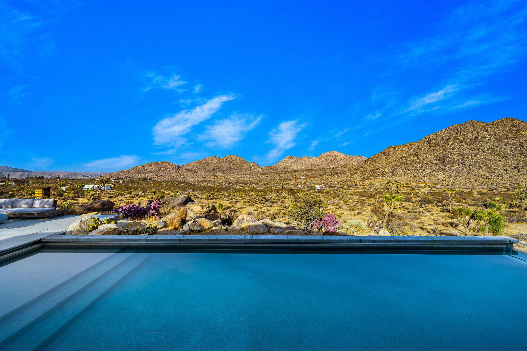 8269 Vía Rocosa Joshua Tree, CA 92252 - Photo 57 of 74 a view of mountain view and lake view