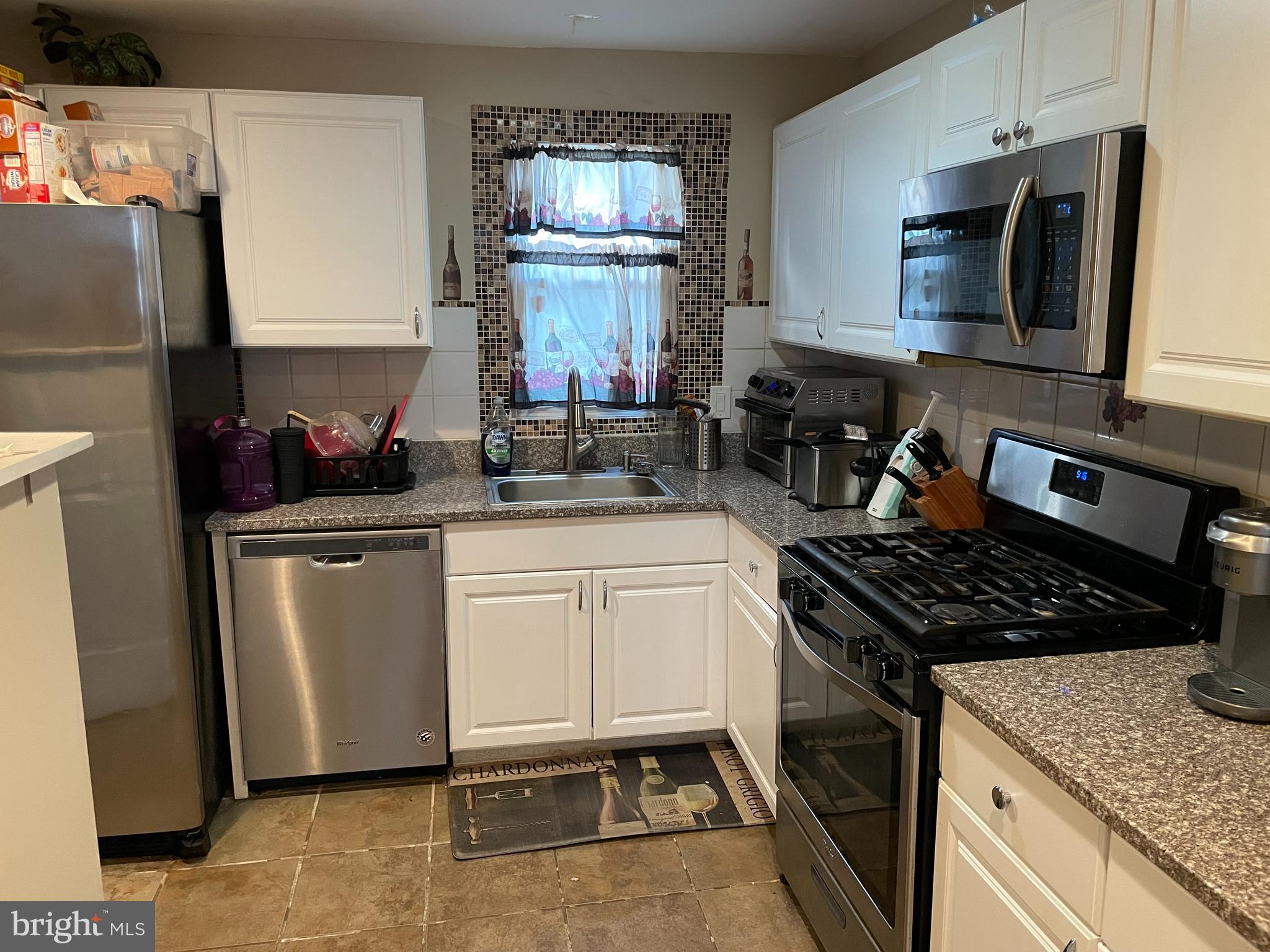 4130 Marx Avenue Baltimore, MD 21206 - Photo 5 of 37