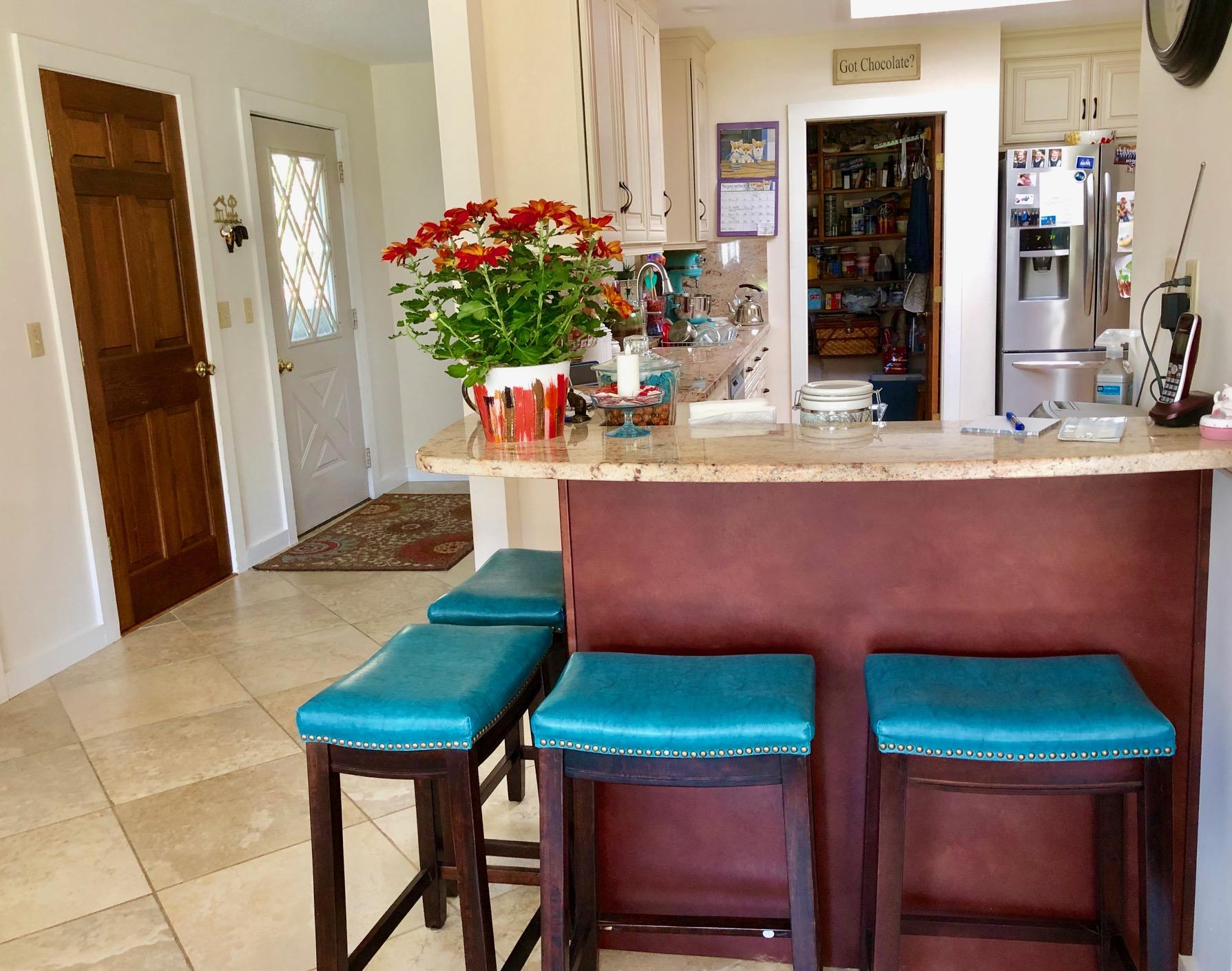 24 Minnow Brook Road Ellsworth, ME 04605 - Photo 22 of 74 Bar stool area