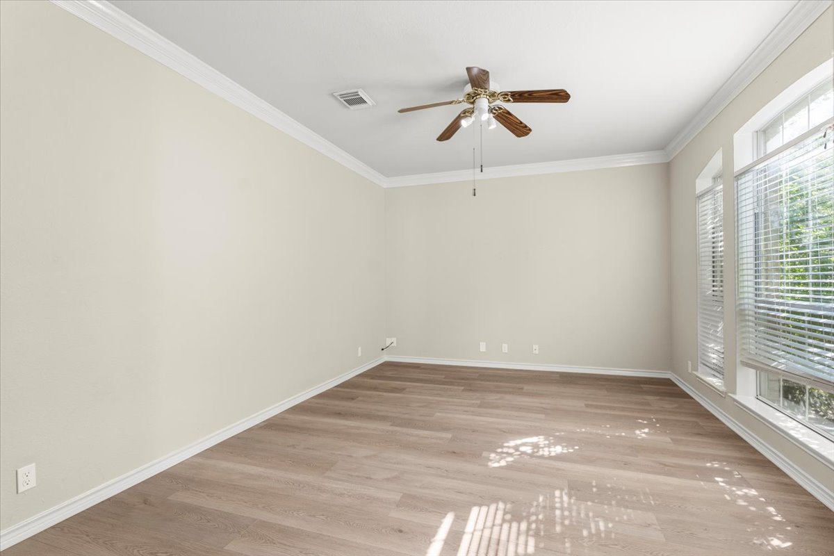 5916 Rickerhill Lane Austin, TX 78739 - Photo 7 of 34