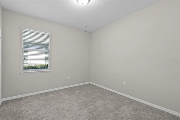 $2,550 | 405 East Freesia Court, DeLand, FL 32724