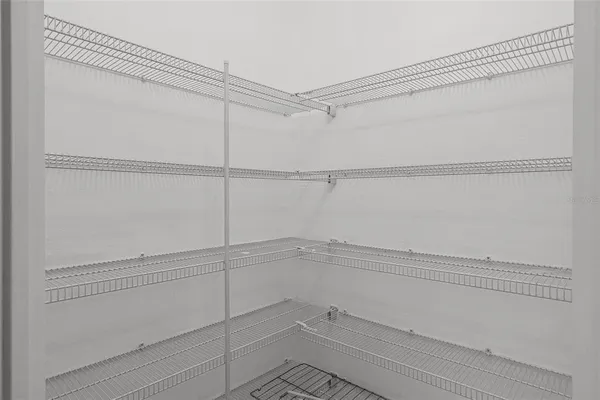 $2,550 | 405 East Freesia Court, DeLand, FL 32724