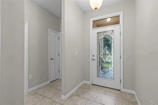 $2,550 | 405 East Freesia Court, DeLand, FL 32724