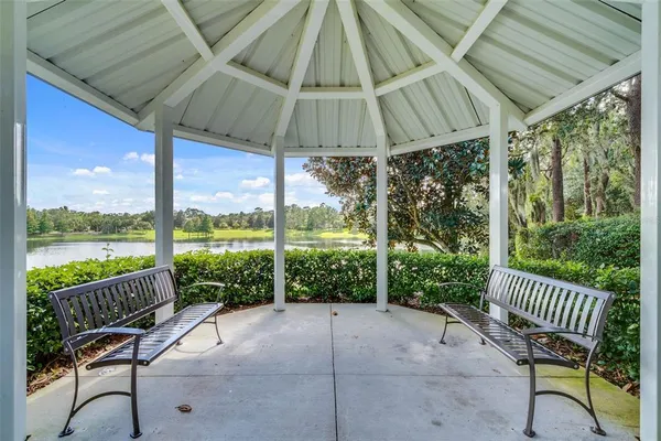 $2,550 | 405 East Freesia Court, DeLand, FL 32724