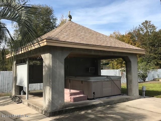 10107 Sandler Road Jacksonville, FL 32222 - Photo 47 of 146 Hot Tub with Bathroom