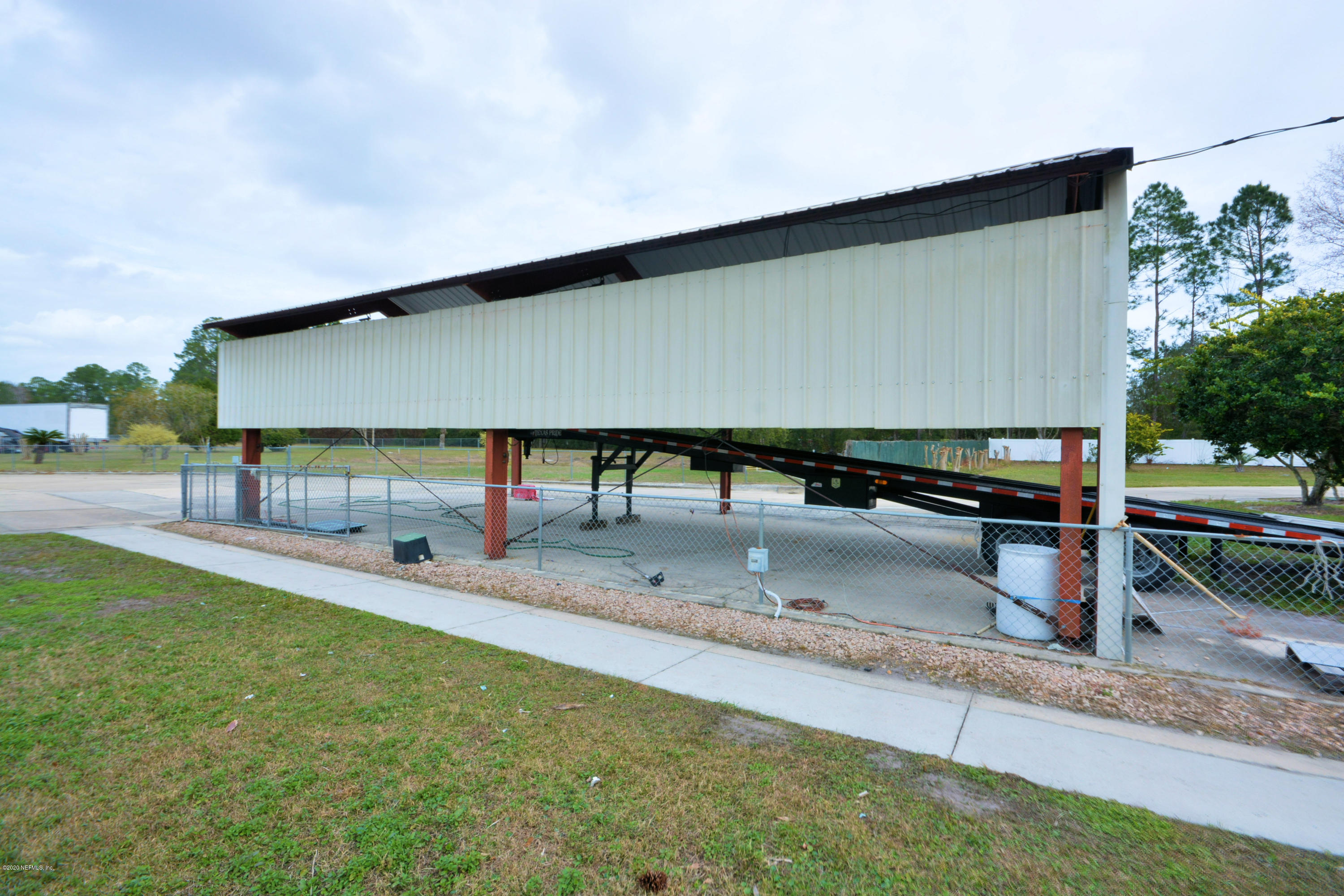 10107 Sandler Road Jacksonville, FL 32222 - Photo 9 of 146 18 Wheeler Parking