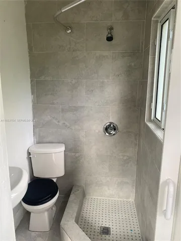 $900 | 1742 Ali Baba Avenue, Unit 4, Opa-Locka, FL 33054