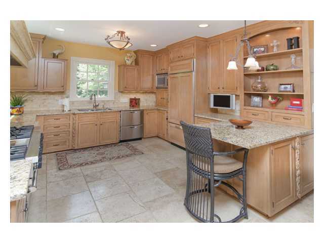 1082 Wyandotte Road Grandview Heights, OH 43212 - Photo 10 of 25