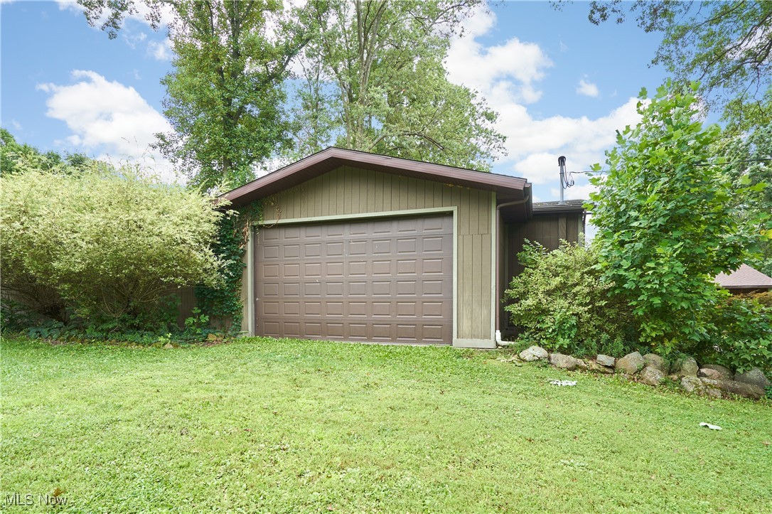 4196 Webb Road Ravenna, OH 44266 - Photo 24 of 29 2000 Sq ft. barn
