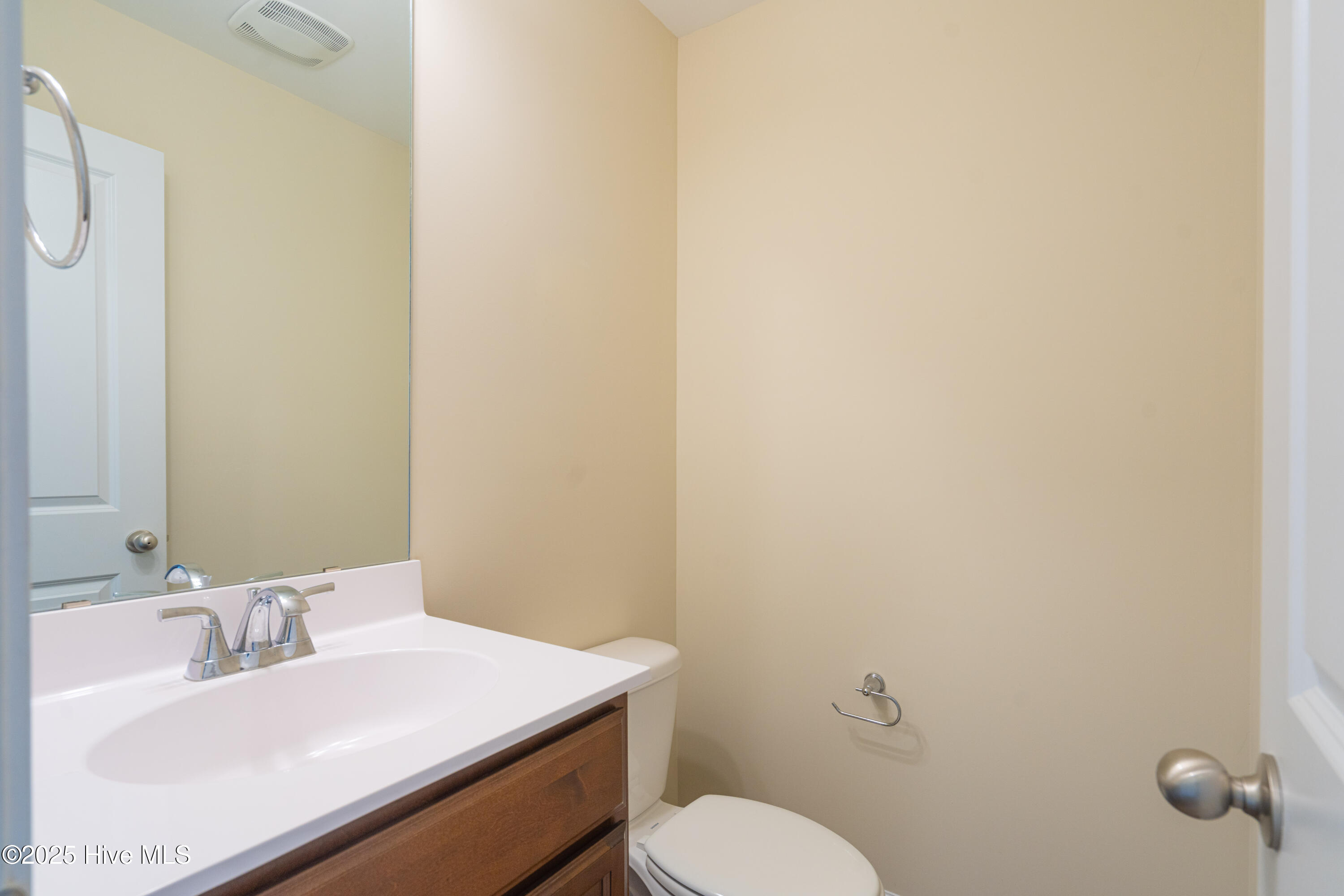 260 Sewell Road Jacksonville, NC 28540 - Photo 8 of 25 360 Sewell (5 of 36)
