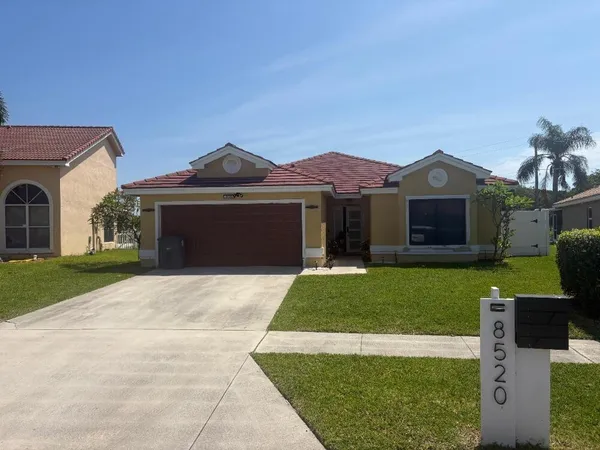 $4,000 | 8520 Tourmaline Boulevard, Boynton Beach, FL 33472