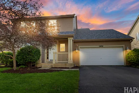 $535,000 | 2050 Colchester Avenue, Hoffman Estates, IL 60192