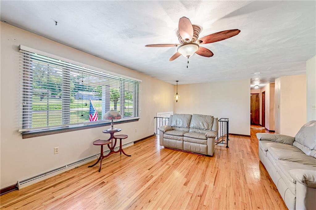 2134 Ridgeview Road Mount Pleasant, PA 15666 - Photo 5 of 37 Gallery Image 5