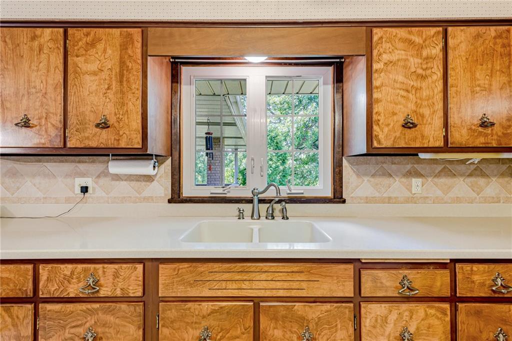 2134 Ridgeview Road Mount Pleasant, PA 15666 - Photo 9 of 37 Gallery Image 9