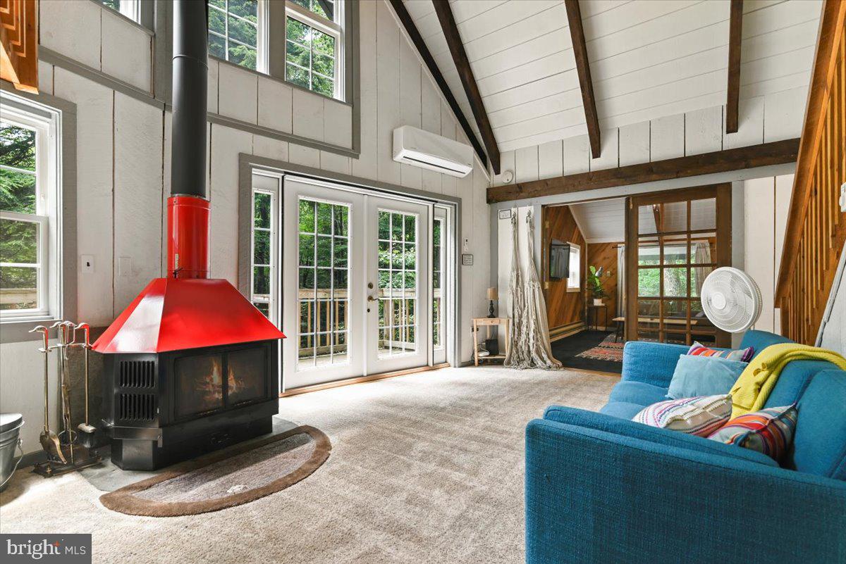 468 Devils Hole Road Tobyhanna, PA 18466 - Photo 5 of 40