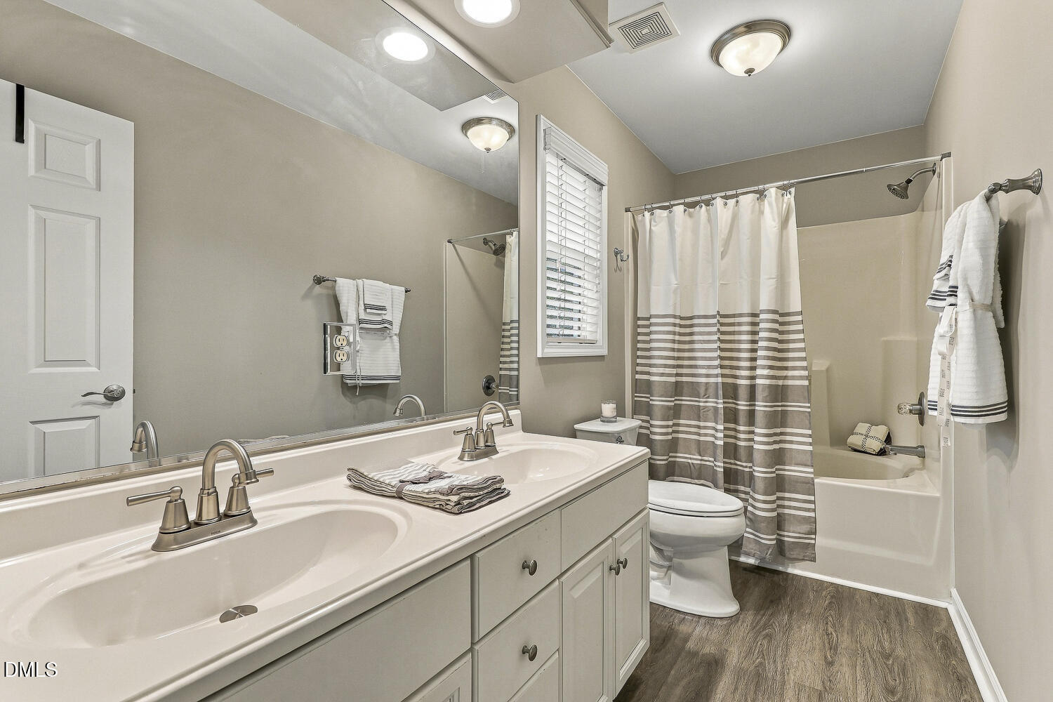 2621 Alder Ridge Lane Raleigh, NC 27603 - Photo 37 of 56 037