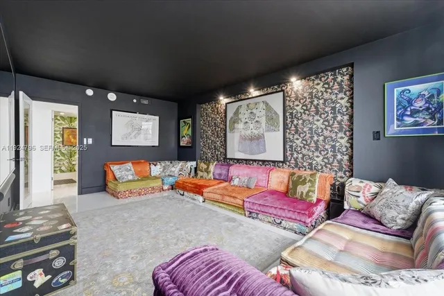 $3,449,000 | 100 Lincoln Road, Unit 747, Miami Beach, FL 33139