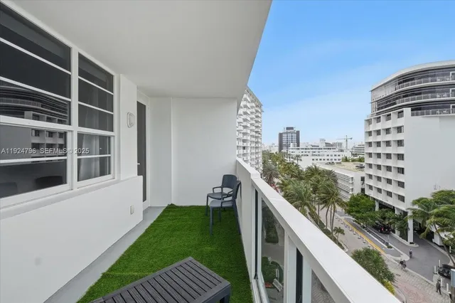 $3,449,000 | 100 Lincoln Road, Unit 747, Miami Beach, FL 33139