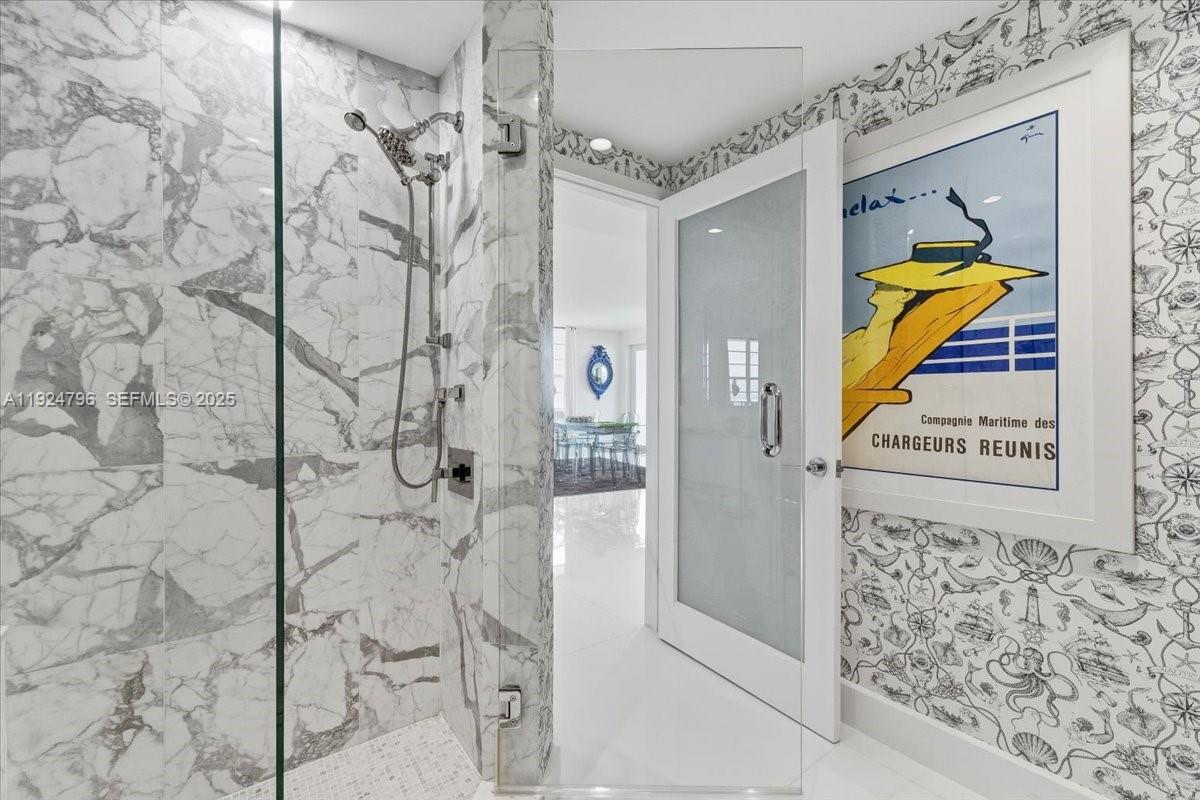 100 Lincoln Road, Unit 747 Miami Beach, FL 33139 - Photo 23 of 38