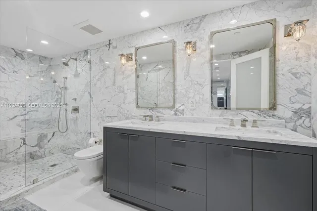 $3,449,000 | 100 Lincoln Road, Unit 747, Miami Beach, FL 33139