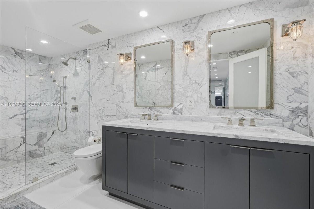 100 Lincoln Road, Unit 747 Miami Beach, FL 33139 - Photo 28 of 38