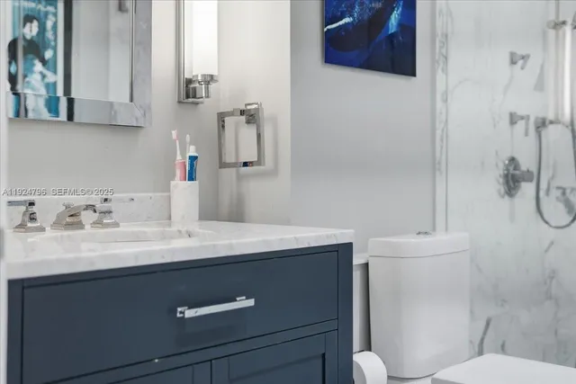 $3,449,000 | 100 Lincoln Road, Unit 747, Miami Beach, FL 33139