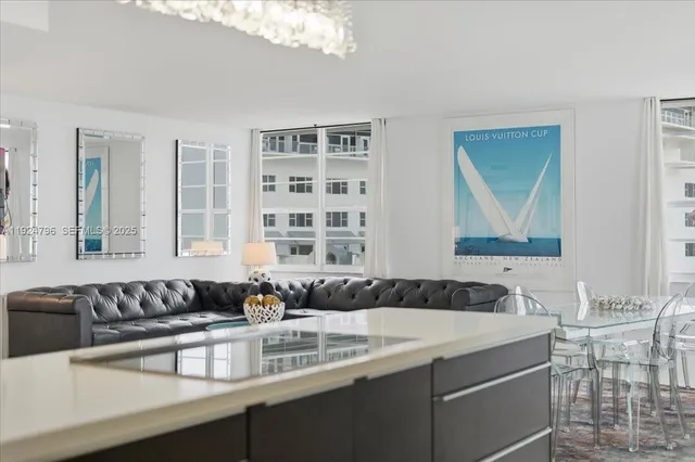 $3,449,000 | 100 Lincoln Road, Unit 747, Miami Beach, FL 33139