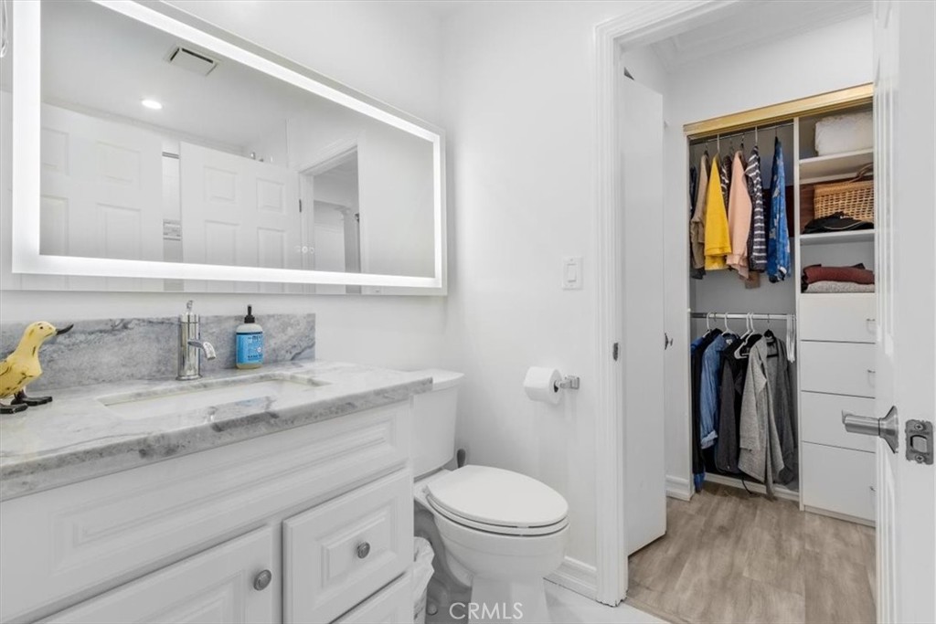 1 3rd, Unit 605 Long Beach, CA 90802 - Photo 18 of 56