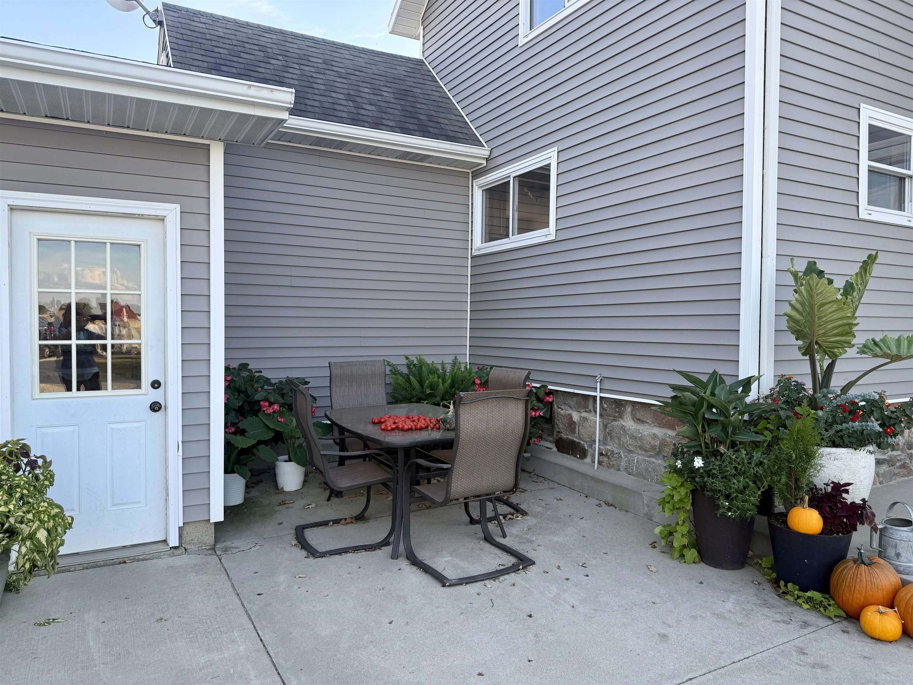 4651 South Begole Road Ithaca, MI 48847 - Photo 3 of 73