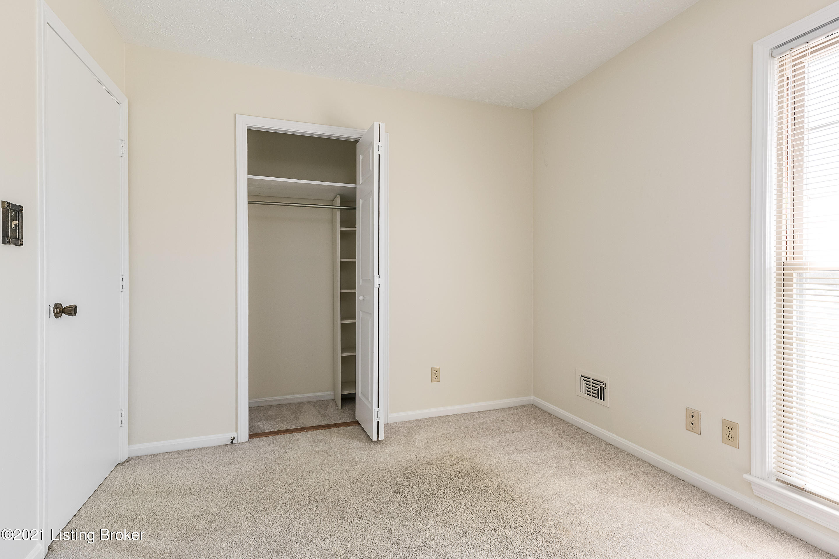 10611 St Rene Road Louisville, KY 40299 - Photo 20 of 42 Bedroom 4