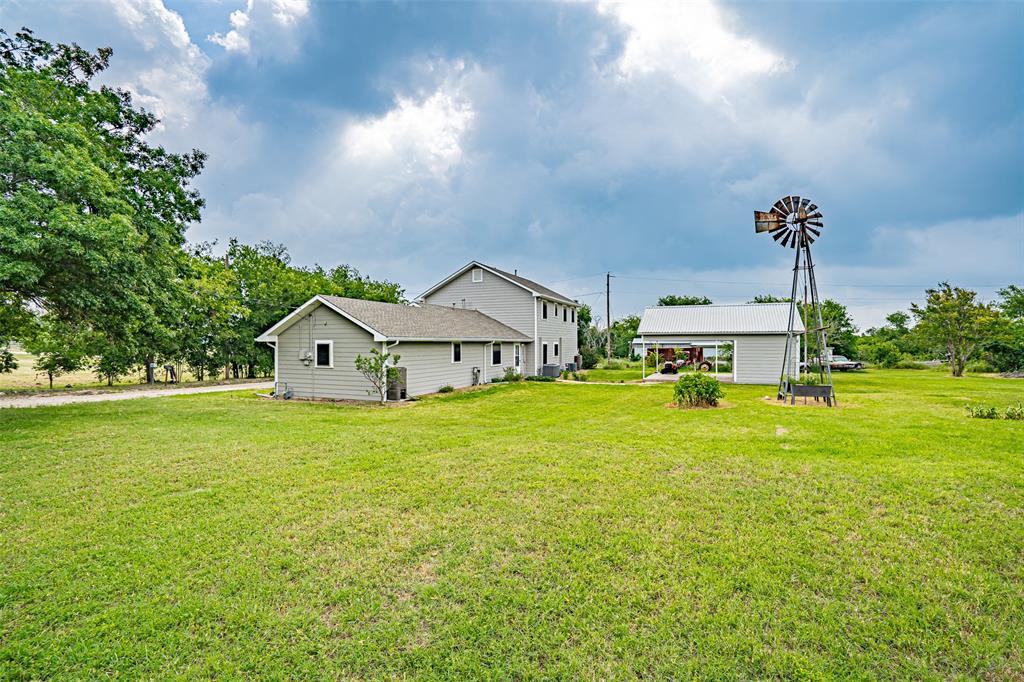 501 Endora Dublin, TX 76446 - Photo 33 of 39 a house view with a garden space