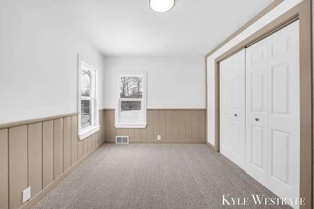 $319,900 | 2282 Wilson Avenue Northwest, Grand Rapids, MI 49534