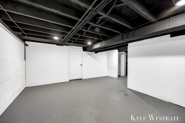 $319,900 | 2282 Wilson Avenue Northwest, Grand Rapids, MI 49534