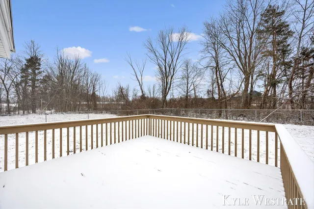 $319,900 | 2282 Wilson Avenue Northwest, Grand Rapids, MI 49534