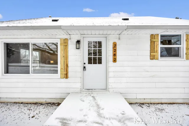 $319,900 | 2282 Wilson Avenue Northwest, Grand Rapids, MI 49534