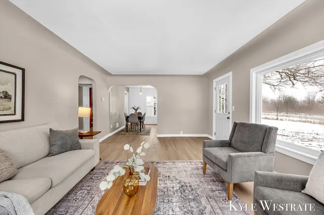 $319,900 | 2282 Wilson Avenue Northwest, Grand Rapids, MI 49534