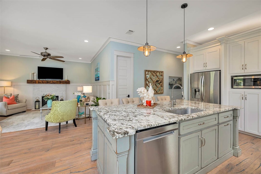 1005 Sinclair Pointe St. Simons Island, GA 31522 - Photo 8 of 31