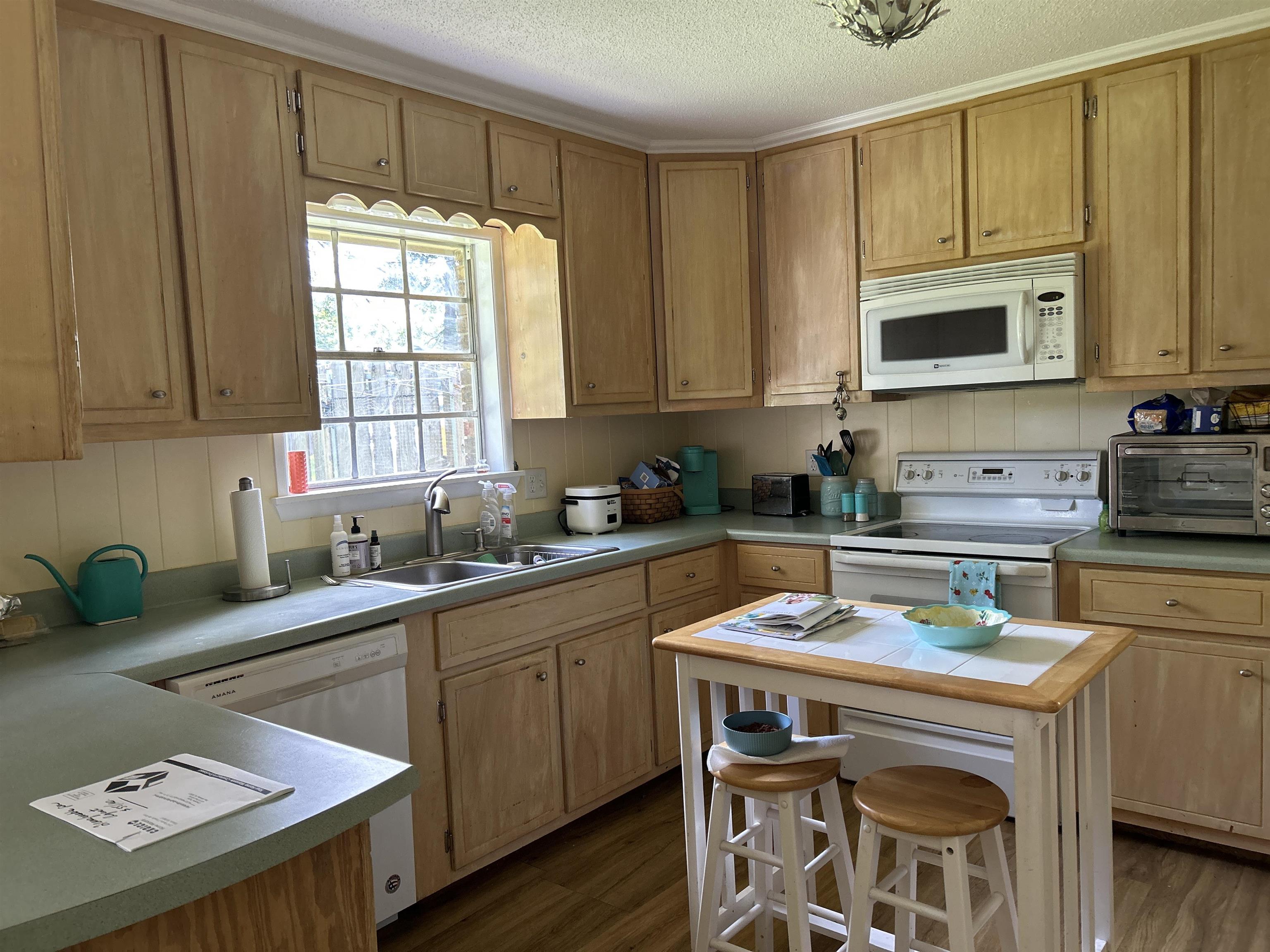 45718 Red Hill Road Bay Minette, AL 36507 - Photo 6 of 13 Kitchen