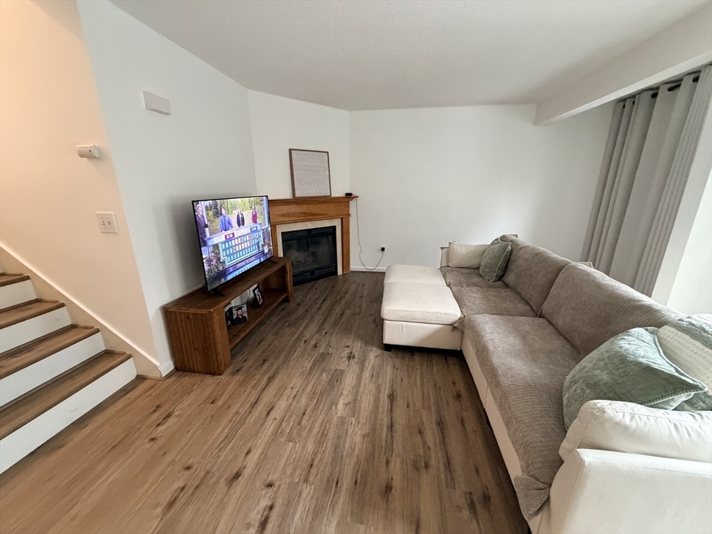 23 Marion Road, Unit B Salem, MA 01970 - Photo 2 of 31